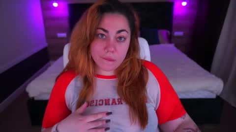 Ellie online show from 09/15/25, 08:42