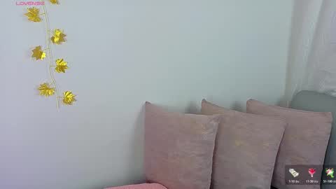 Snapshot of ambar_carterr chatting on 12/14/25, 04:07 Ambar online show from 12/14/25, 04:07