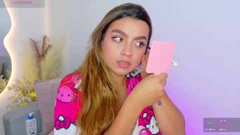 Snapshot of ambar_carterr chatting on 03/18/26, 02:37 Ambar online show from 03/18/26, 02:37