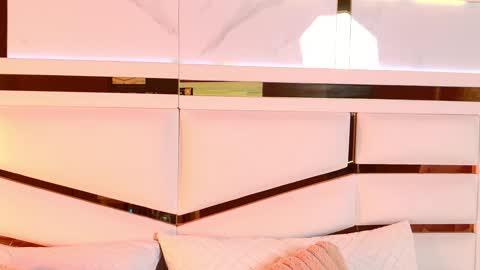 Julieta  online show from 11/24/25, 11:32