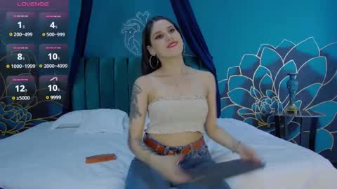 Snapshot of ambardupont chatting on 03/09/25, 12:21 Ambar online show from 03/09/25, 12:21