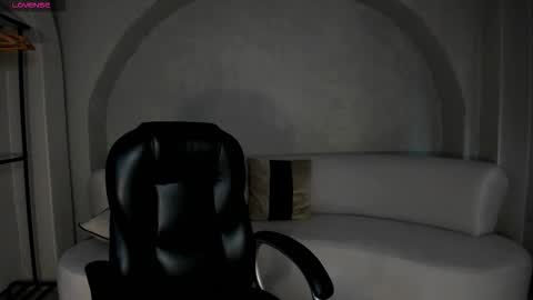 Ambar  online show from 11/05/25, 11:32