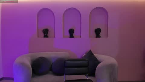 Ambar  online show from 11/25/25, 11:43