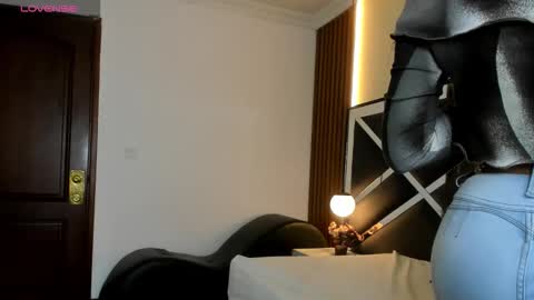 Ambar Ross online show from 03/10/26, 12:43