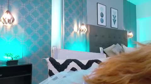 Snapshot of ambarroberts chatting on 10/29/25, 01:57 Ambar online show from 10/29/25, 01:57