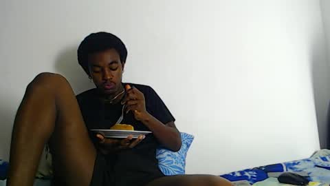 Snapshot of ambartxsex chatting on 04/28/26, 02:27 ambartxsex online show from 04/28/26, 02:27