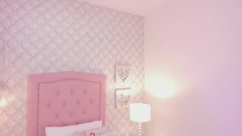 amber  ferrera online show from 02/25/26, 11:42