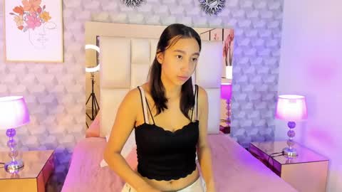 Snapshot of amber_ashfang chatting on 04/25/26, 11:02 Amber online show from 04/25/26, 11:02