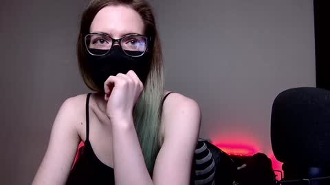 Snapshot of amber_candyfloss chatting on 12/05/24, 02:09 Amber non-nude model online show from 12/05/24, 02:09