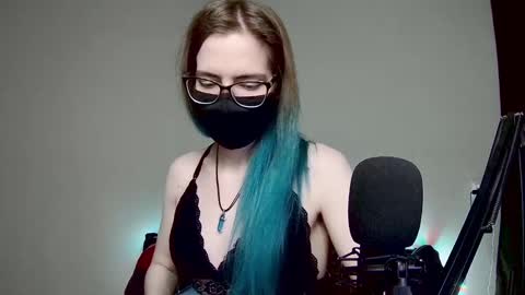 Snapshot of amber_candyfloss chatting on 12/30/24, 11:17 Amber non-nude model online show from 12/30/24, 11:17