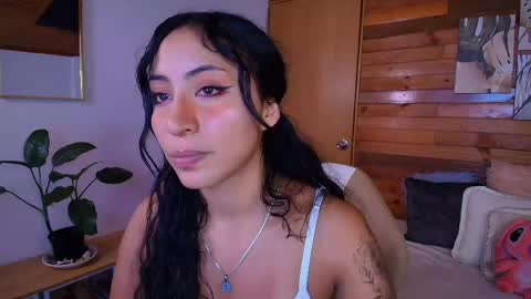 amber_curly online show from 04/30/26, 08:57