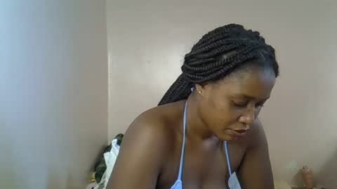 Snapshot of amber_cutie2 chatting on 07/05/26, 09:38 amber_cutie2 online show from 07/05/26, 09:38