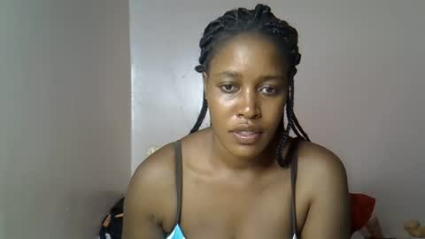 Snapshot of amber_cutie2 chatting on 07/12/26, 05:04 amber_cutie2 online show from 07/12/26, 05:04