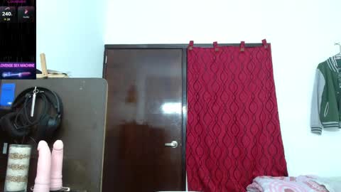 Snapshot of amber_kholin chatting on 05/24/26, 03:00 scarlett online show from 05/24/26, 03:00