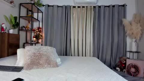 Amber online show from 12/04/25, 08:28