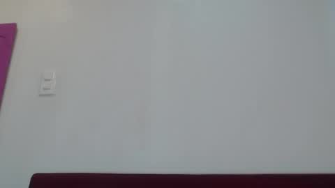 Amber Moore online show from 10/25/25, 04:02