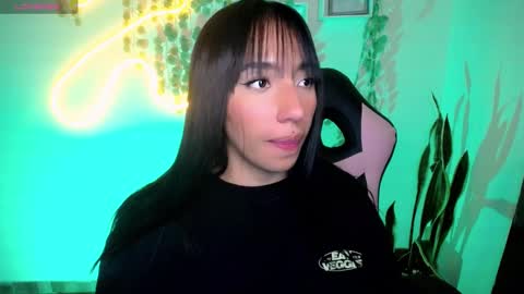 Amber online show from 01/30/25, 06:46