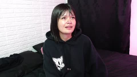 Snapshot of amber_rouss chatting on 12/29/24, 07:39 ROUSS online show from 12/29/24, 07:39