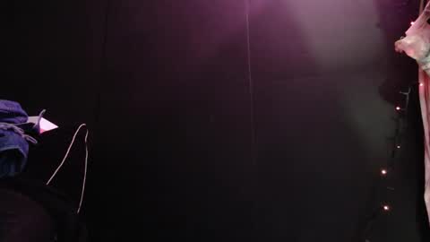 Snapshot of amber_rouss chatting on 11/21/25, 11:03 ROUSS online show from 11/21/25, 11:03