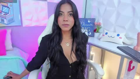 Snapshot of amber_villalobos chatting on 03/24/26, 04:17 Tell me Amber online show from 03/24/26, 04:17