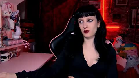 Snapshot of amberangel666 chatting on 01/10/26, 05:09 DEMONESS AMBER 666 online show from 01/10/26, 05:09