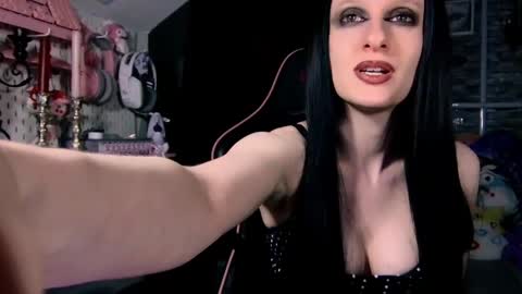 Snapshot of amberangel666 chatting on 04/04/26, 02:54 DEMONESS AMBER 666 online show from 04/04/26, 02:54