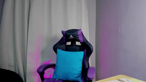 Amber Baker  online show from 03/11/25, 11:44