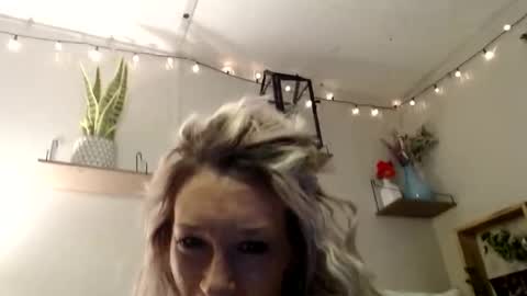 Kaligirll online show from 02/01/26, 11:09