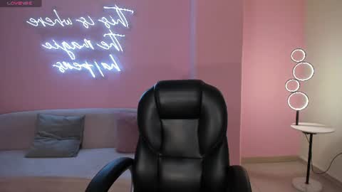Amber  online show from 06/18/26, 08:24