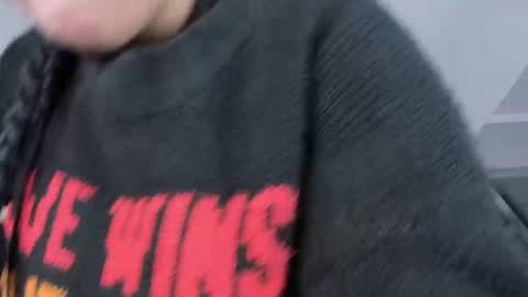 Amber  online show from 10/12/25, 11:42