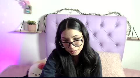 Snapshot of amberjeong chatting on 02/03/25, 09:50 Amber Jeong online show from 02/03/25, 09:50