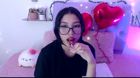 Snapshot of amberjeong chatting on 02/06/25, 09:38 Amber Jeong online show from 02/06/25, 09:38