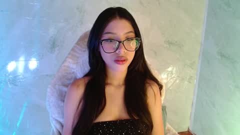 Snapshot of amberjeong chatting on 09/11/25, 01:17 Amber Jeong online show from 09/11/25, 01:17