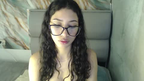 Snapshot of amberjeong chatting on 09/24/25, 12:36 Amber Jeong online show from 09/24/25, 12:36