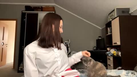 Snapshot of amberleadman chatting on 11/08/25, 07:41 Elizabeth online show from 11/08/25, 07:41