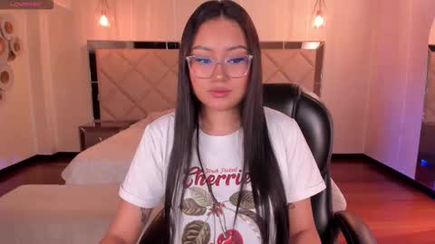 Amber  online show from 11/21/25, 02:43