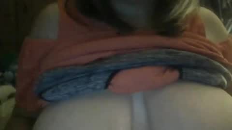 Snapshot of amberlixen chatting on 02/22/26, 11:09 amberlixen online show from 02/22/26, 11:09