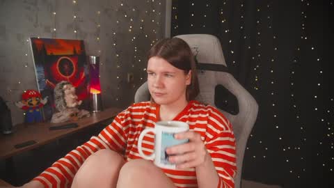 Snapshot of amberlyyy chatting on 03/29/26, 04:34 my name is Sonya but you can call me your favorite girl 3 online show from 03/29/26, 04:34
