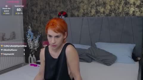 AmberMinxy online show from 11/19/25, 07:19