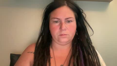 Snapshot of ambermoss7 chatting on 09/09/25, 04:28 ambermoss7 online show from 09/09/25, 04:28