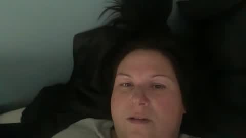 Snapshot of ambermoss7 chatting on 11/15/25, 10:48 ambermoss7 online show from 11/15/25, 10:48