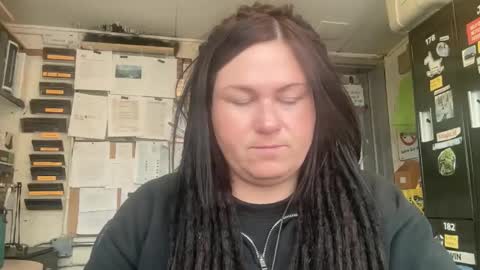 Snapshot of ambermoss7 chatting on 03/05/26, 08:05 ambermoss7 online show from 03/05/26, 08:05