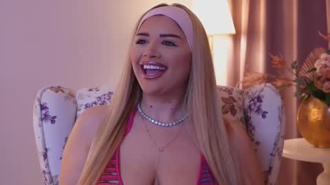 Amberseyes online show from 02/18/25, 07:54