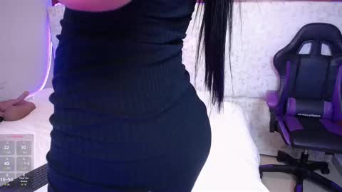 ambers online show from 11/04/25, 02:27