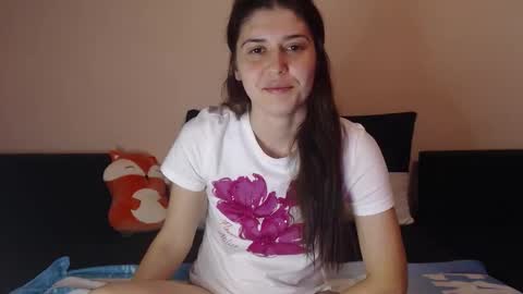 Snapshot of ambersweetiee chatting on 11/02/25, 07:27 Amber online show from 11/02/25, 07:27