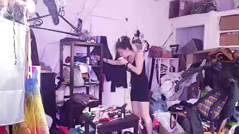 ambionce online show from 12/18/25, 08:31