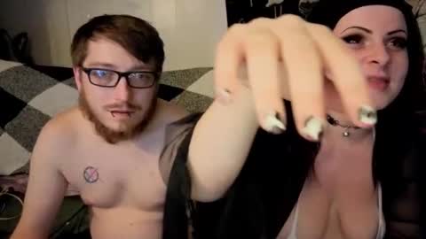 amburlicious online show from 12/05/25, 03:59