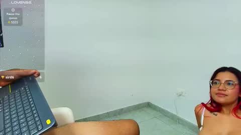 Snapshot of ameli_and_lucas chatting on 01/11/25, 06:03 Amelia Lucas online show from 01/11/25, 06:03