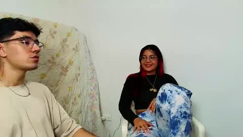 Snapshot of ameli_and_lucas chatting on 03/12/25, 05:02 Amelia Lucas online show from 03/12/25, 05:02