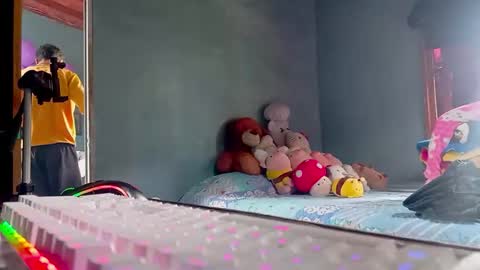 Amelia  Lucas online show from 10/11/25, 04:38